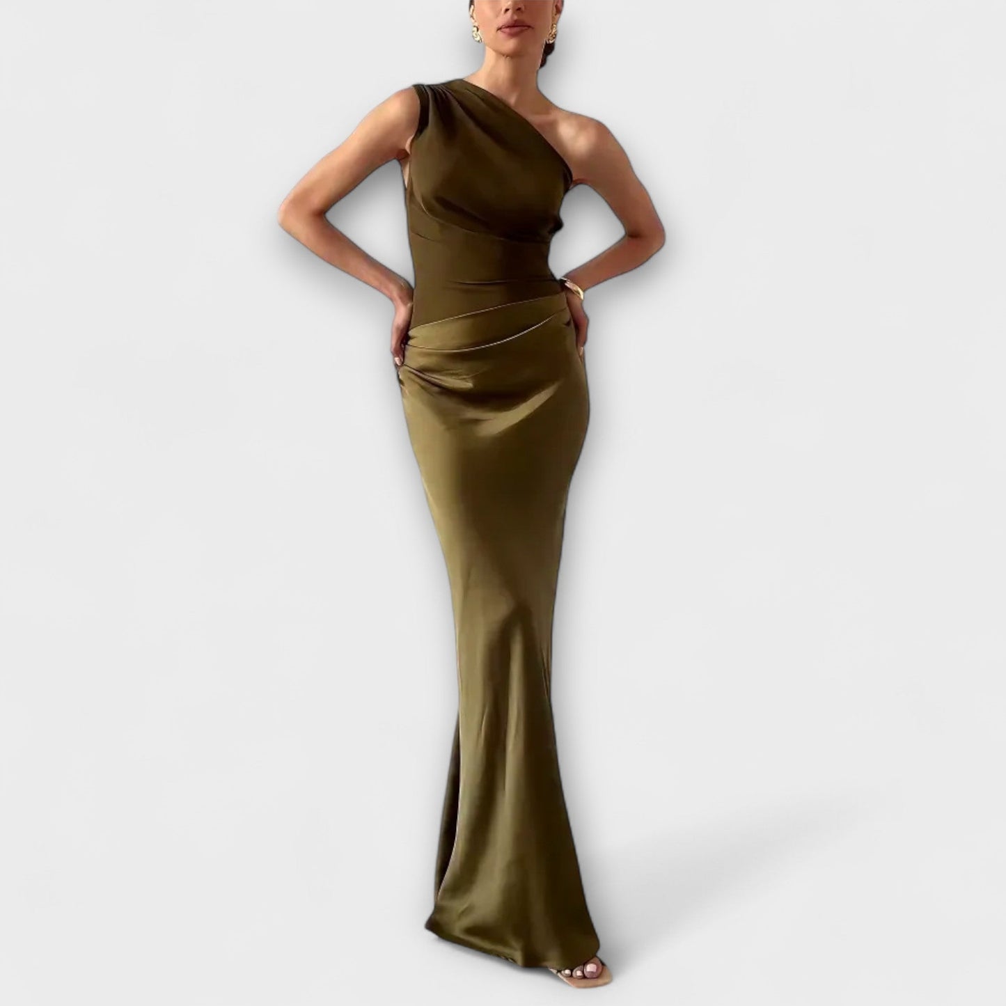 Levana – Ein-Schulter Faltenkleid