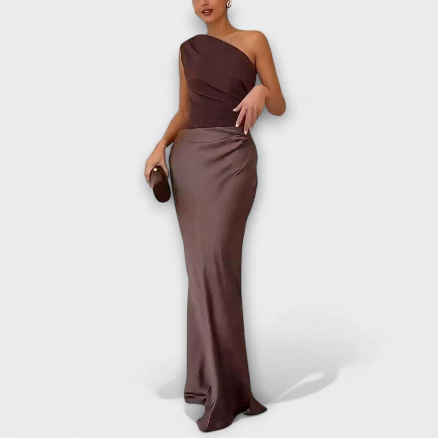 Levana – Ein-Schulter Faltenkleid