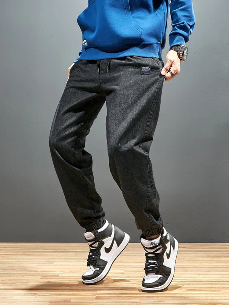 Jan – Elegante Joggingjeans für Herren