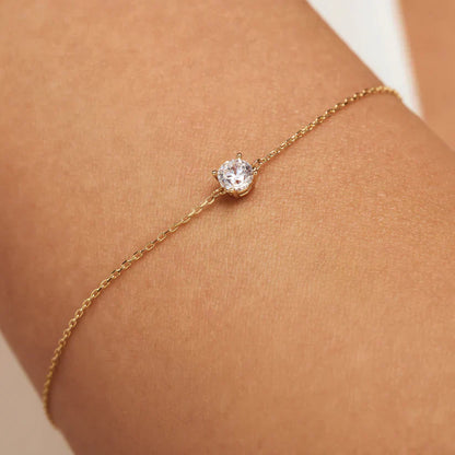 Cléa Gold Moissanite Stone Bracelet