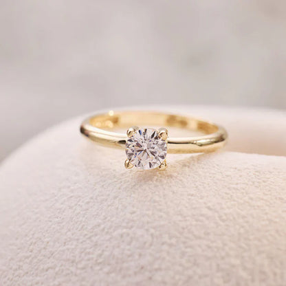 Gold Mira Castelle Ring